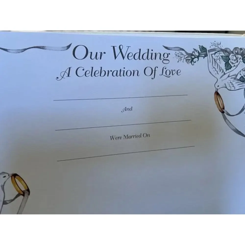Creative Memories Wedding Album w/Rose 12x12 Old Style